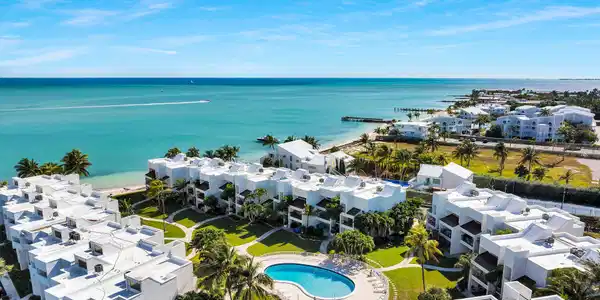 601 W Ocean Drive