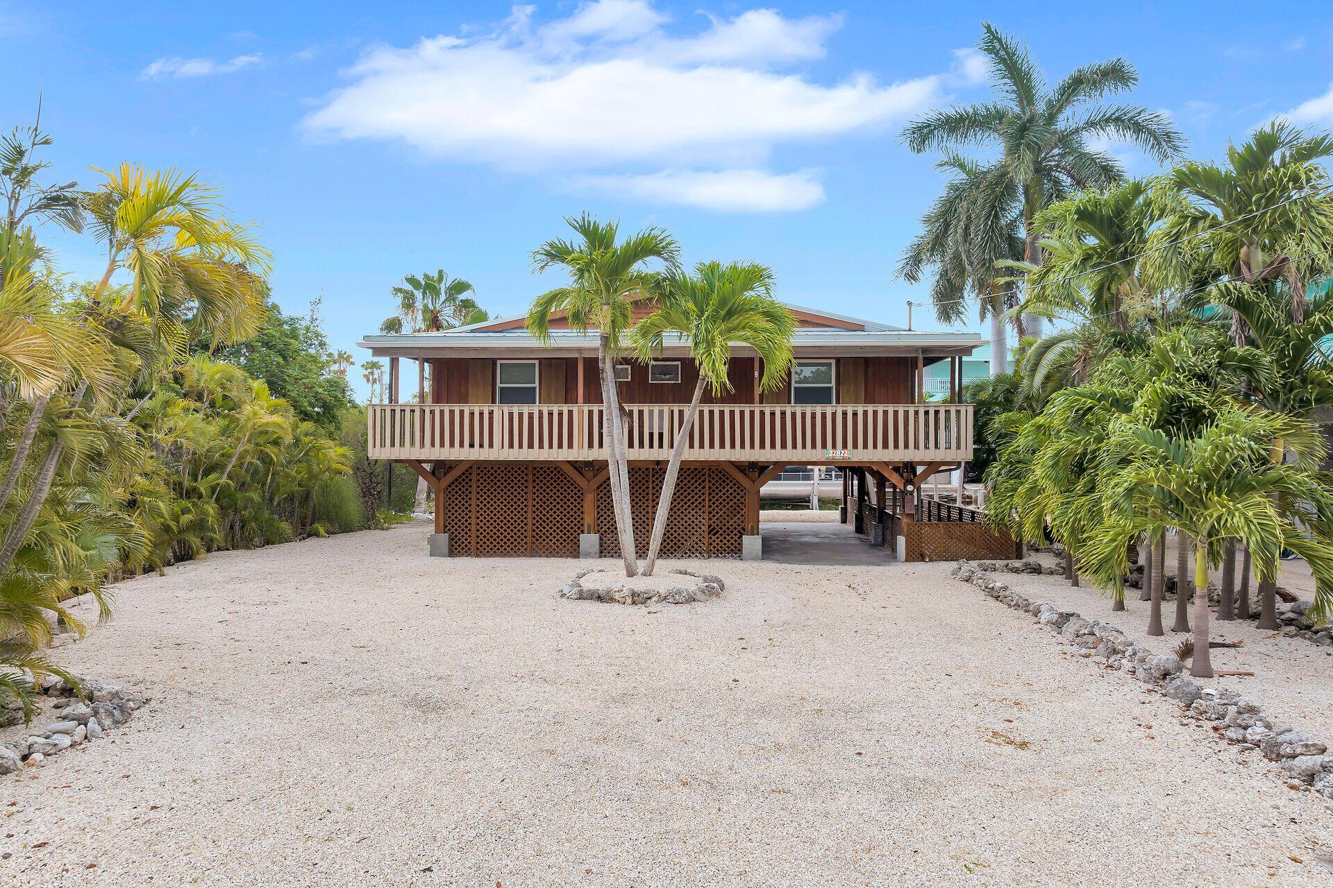 Image 2: 22822 Buccaneer Lane