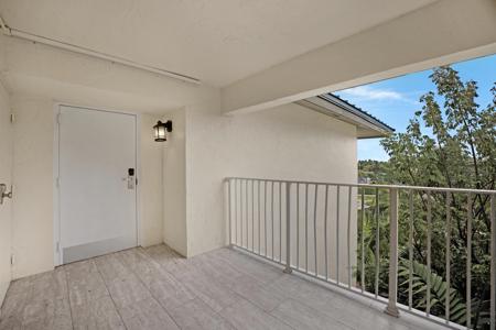 4404 Marina Villa Drive