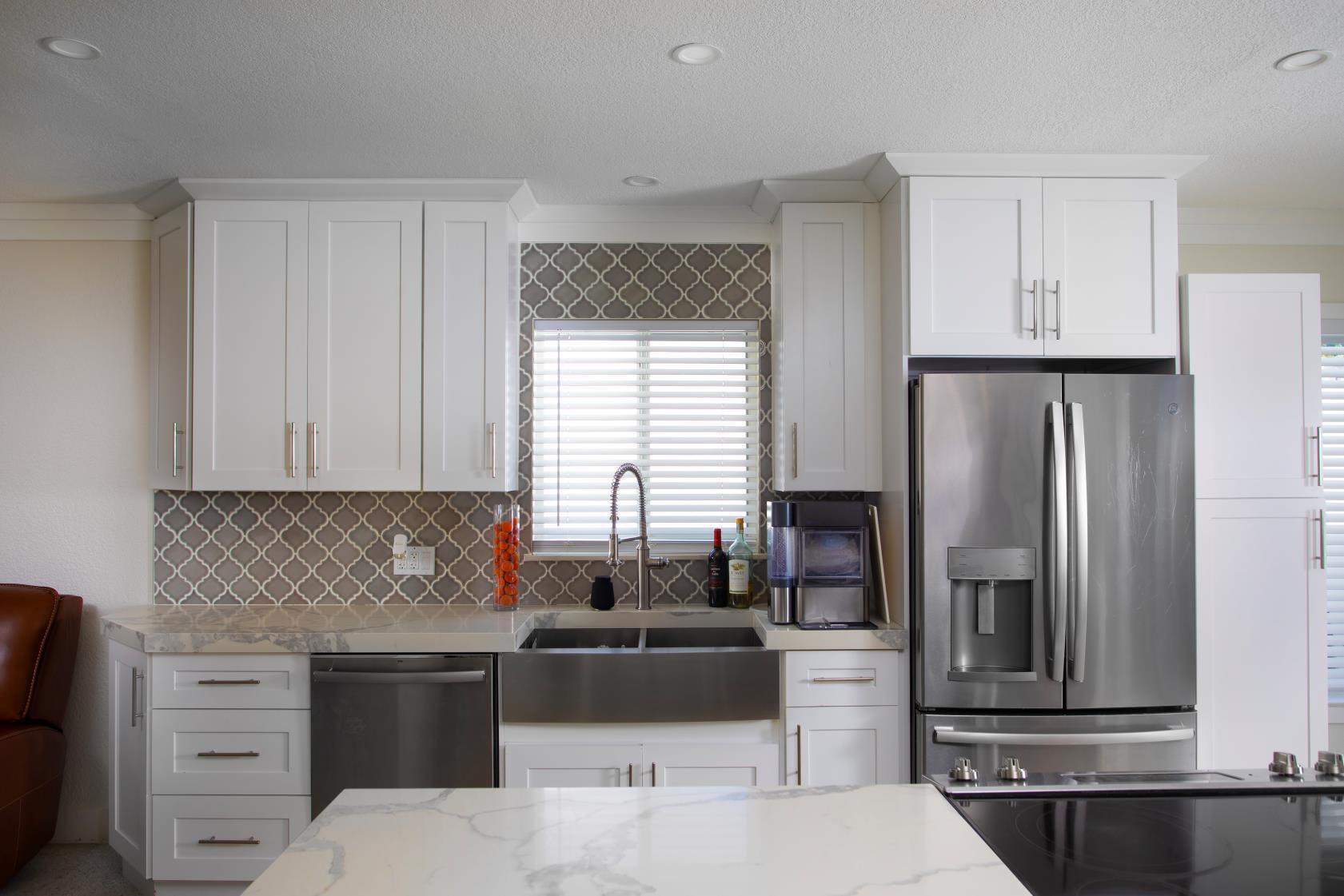 Image 3: kitchen 3
