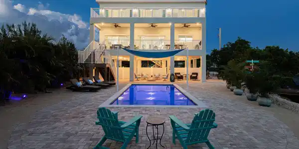 1505 Harbor Drive