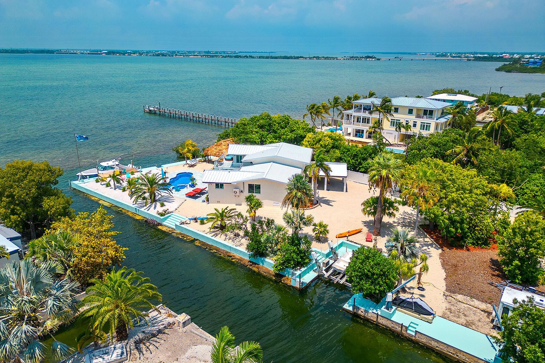 Image 4: 680 Elma Ave (web) 020