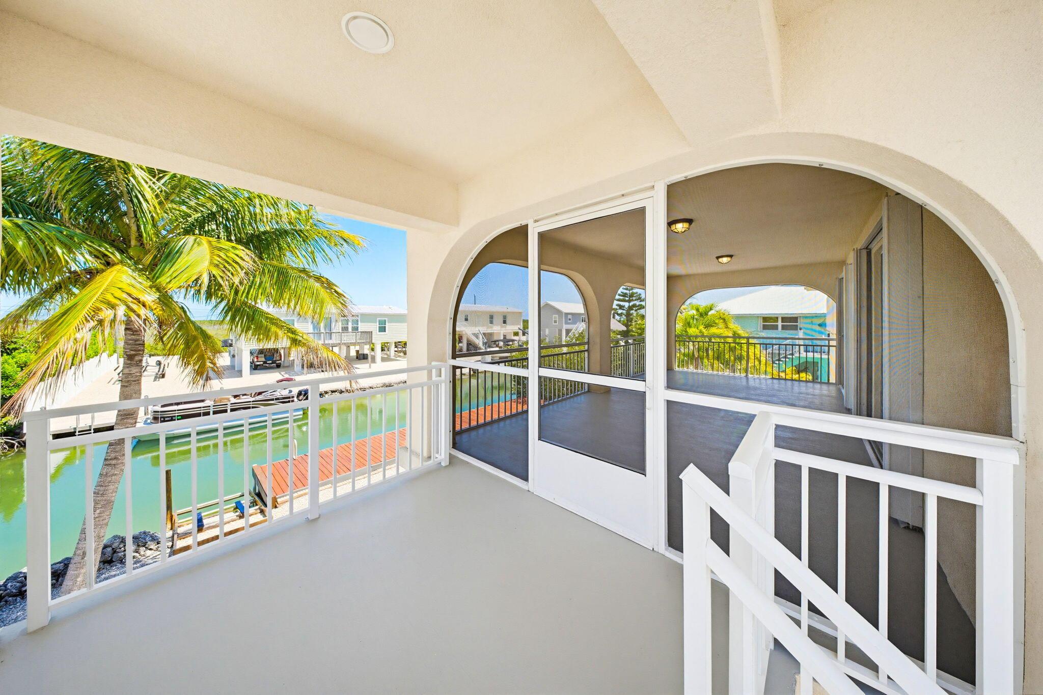 Image 3: Covered Porch Entry