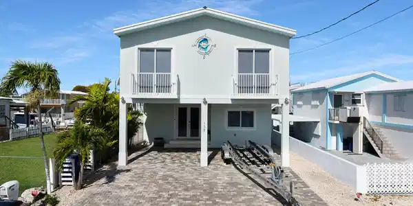 Image 2: front