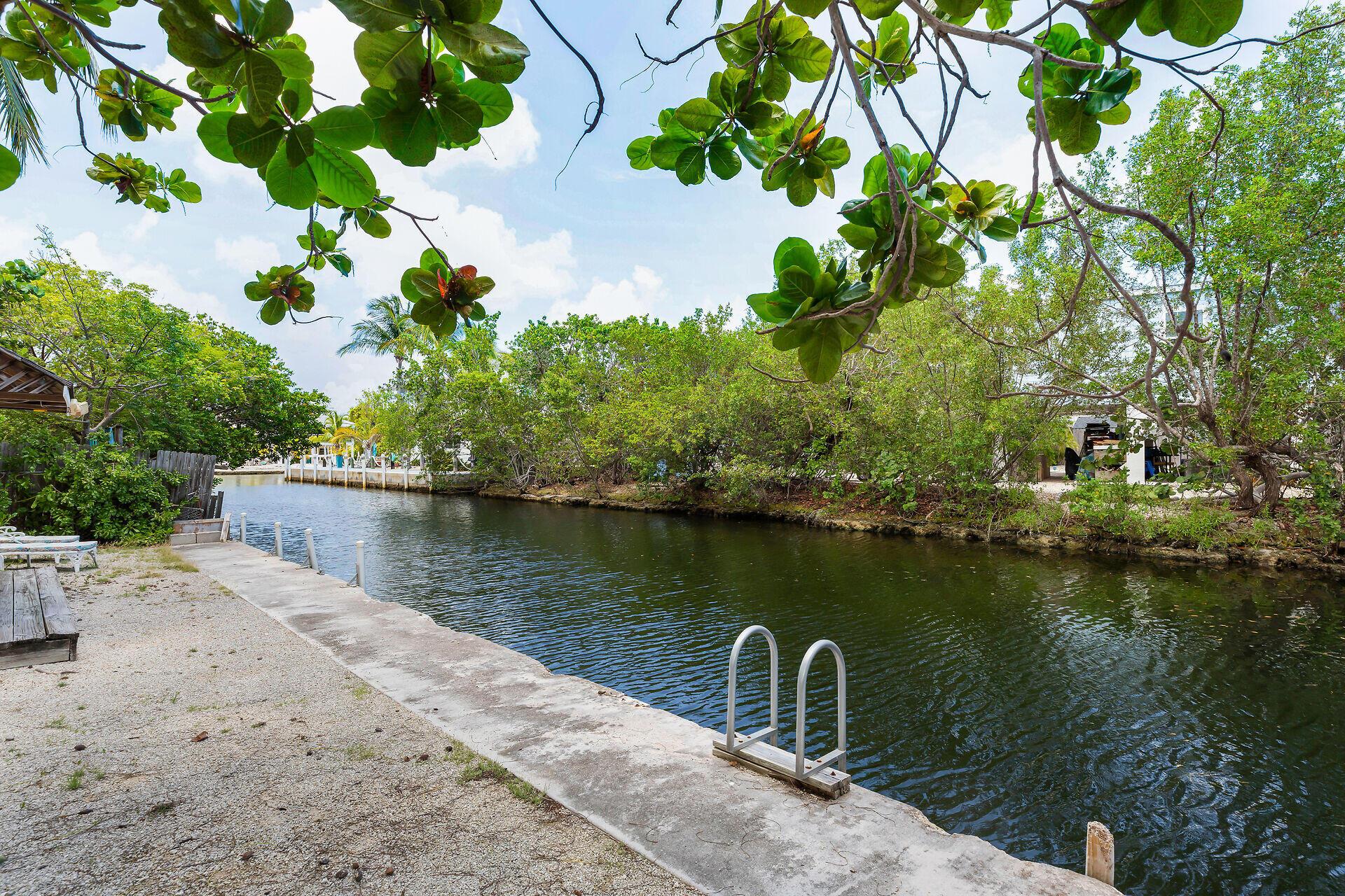 Image 3: virtual-tour-364575-06