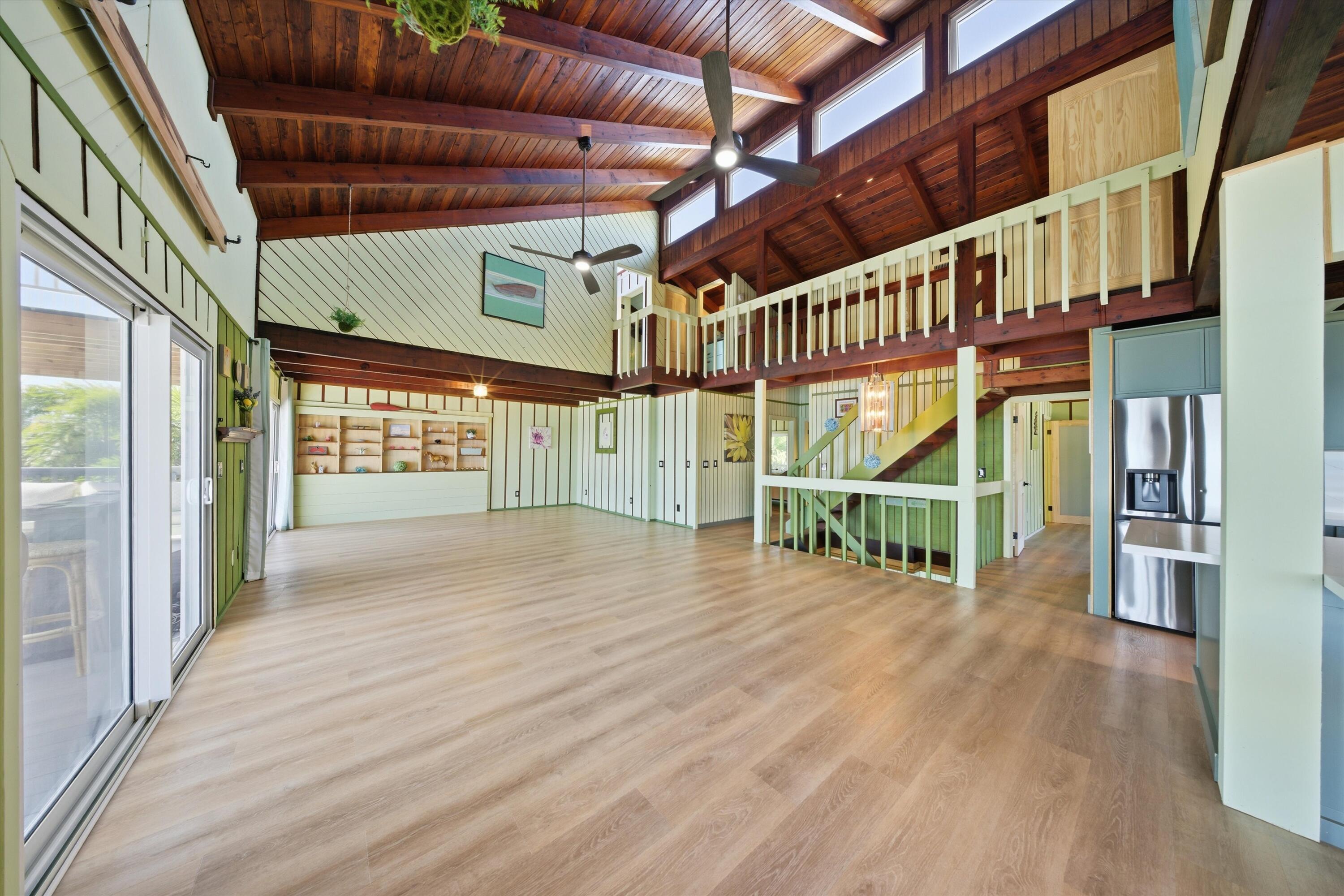 Image 3: 26 Open Floor Plan