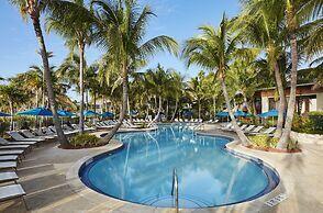 Image 4: Pool Area