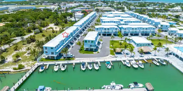 10877 Overseas Highway