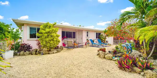 Image 2: 29534 Geraldine St, Big Pine Key