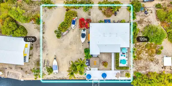 Image 4: 29534 Geraldine St, Big Pine Key