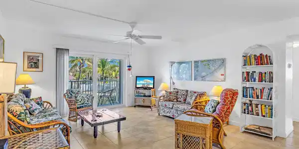1101 W Ocean Drive