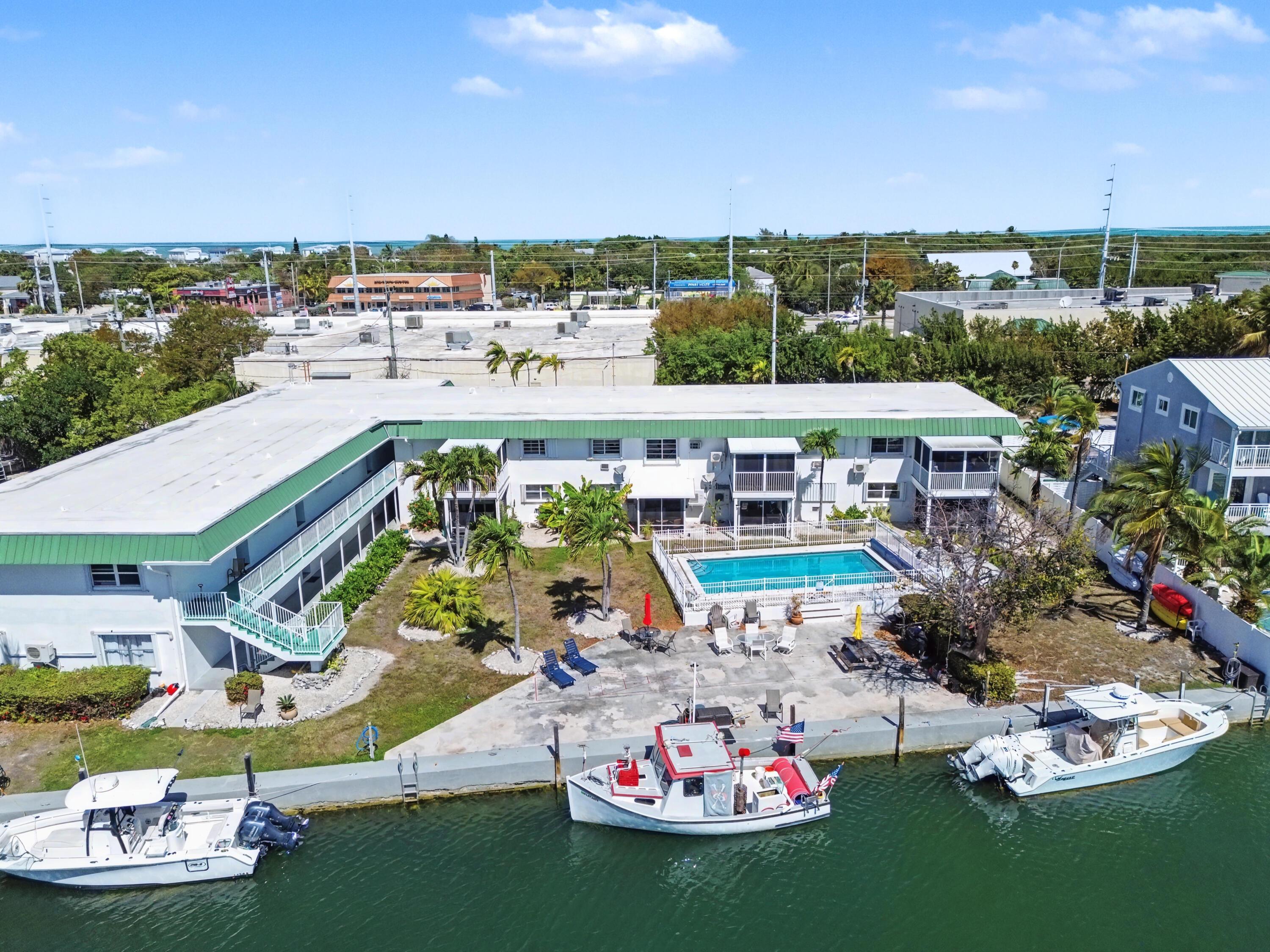 Image 1: 08_DJI_0641