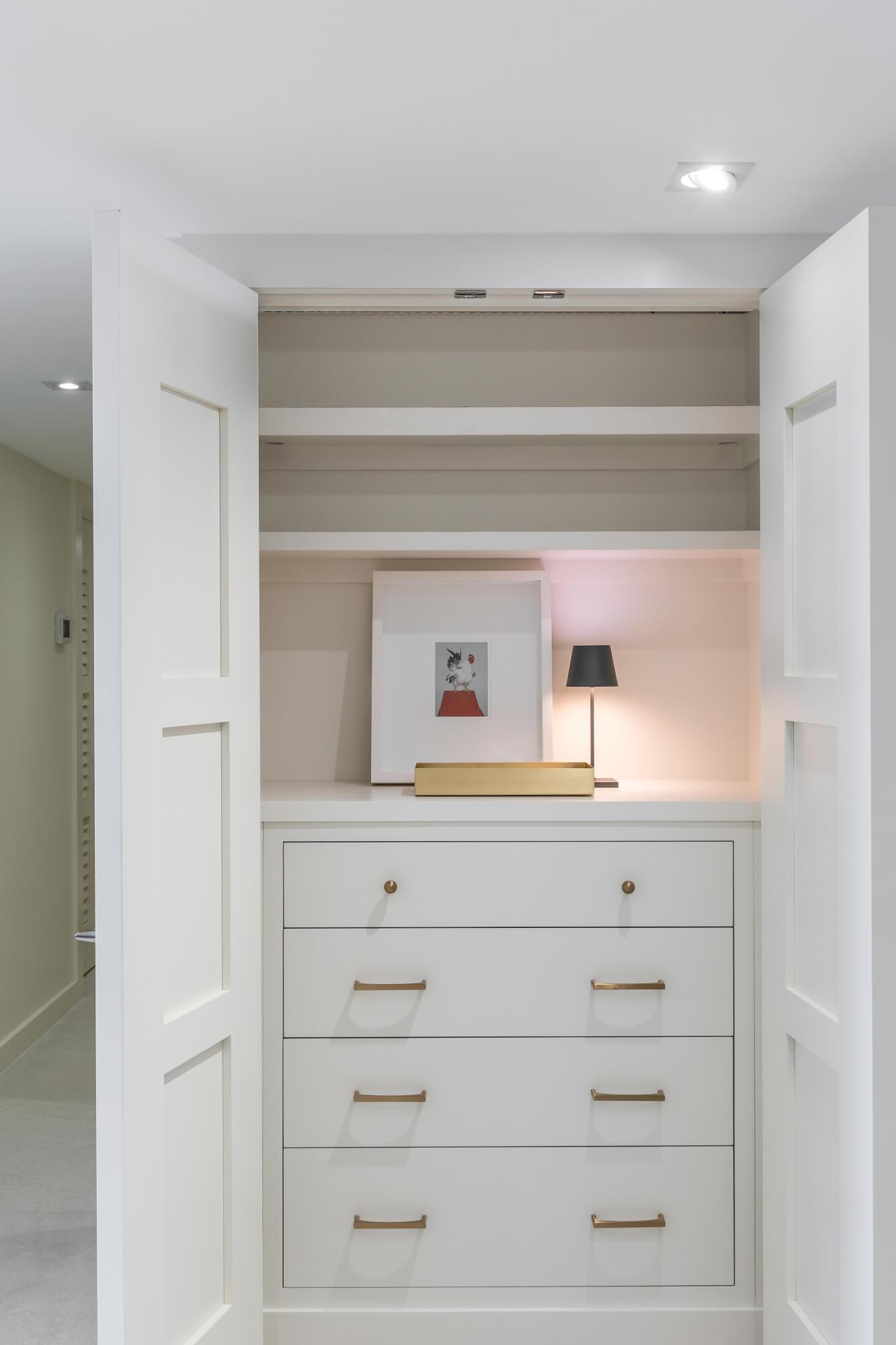 Image 4: 1500 Atlantic-interiors-54