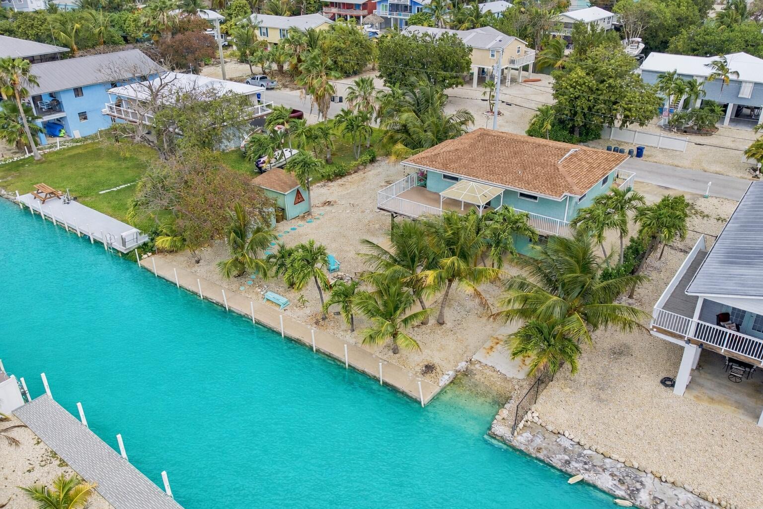 Image 2: extra large property