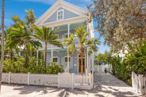 626 William Street