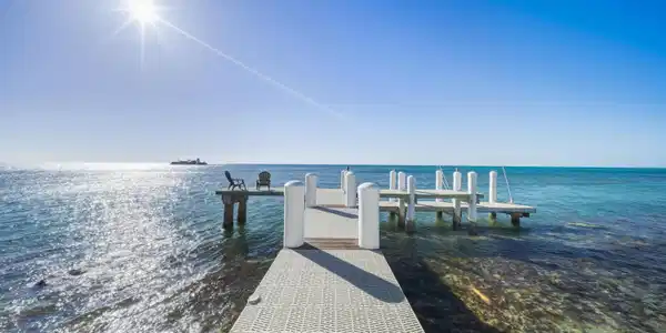 Image 4: Private 30ft dock