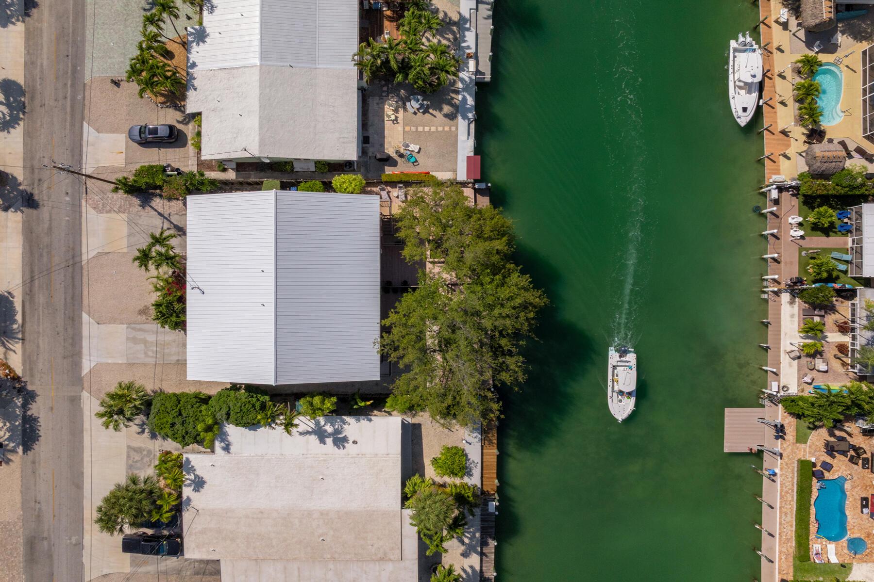 Image 4: 391 10th Street