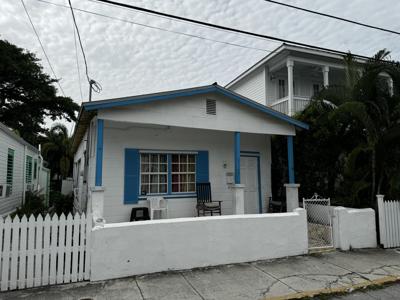 304 Amelia Street