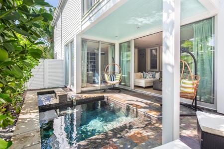 400 Aronovitz Lane