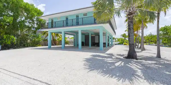 887 Bay Drive