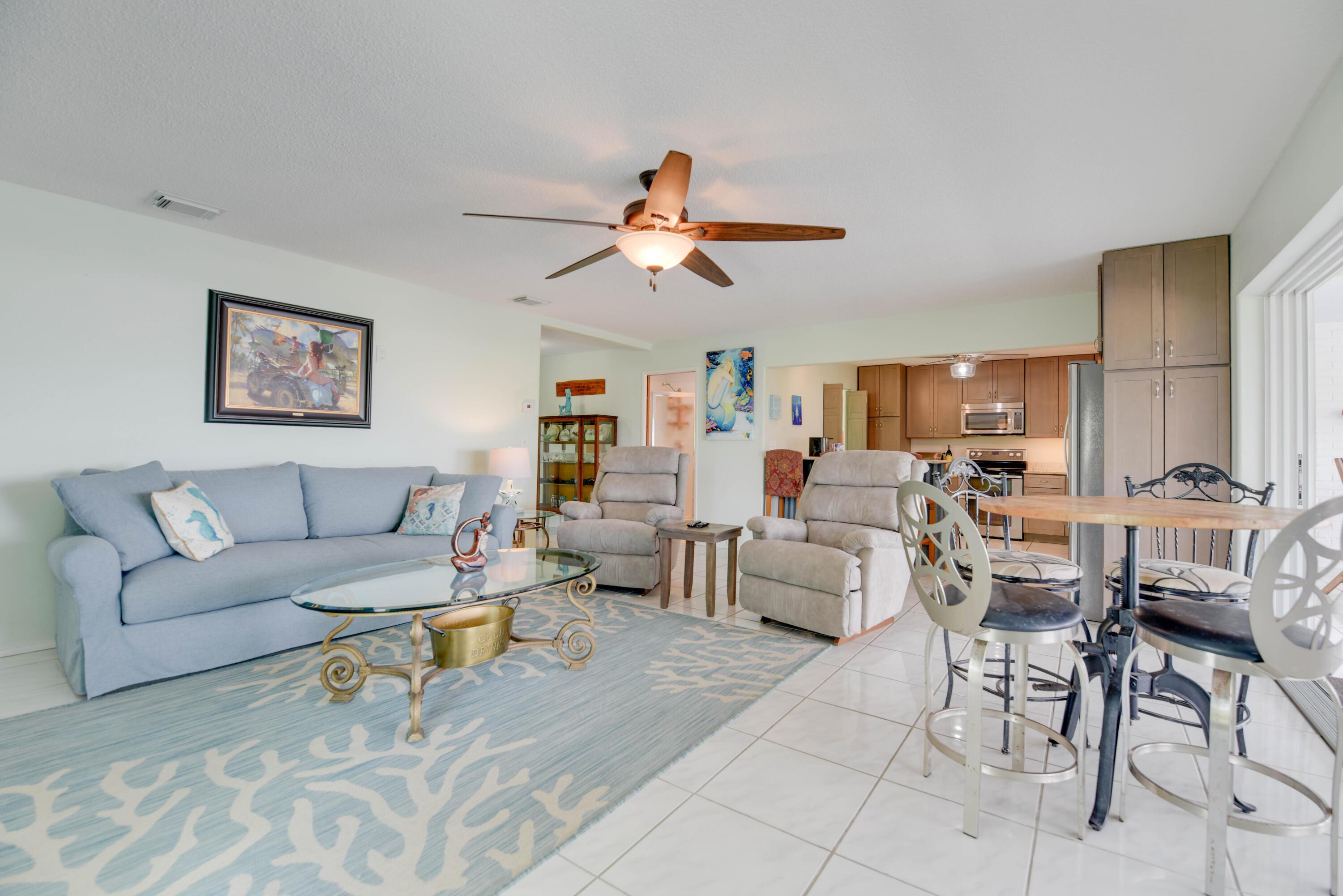Image 3: open living space