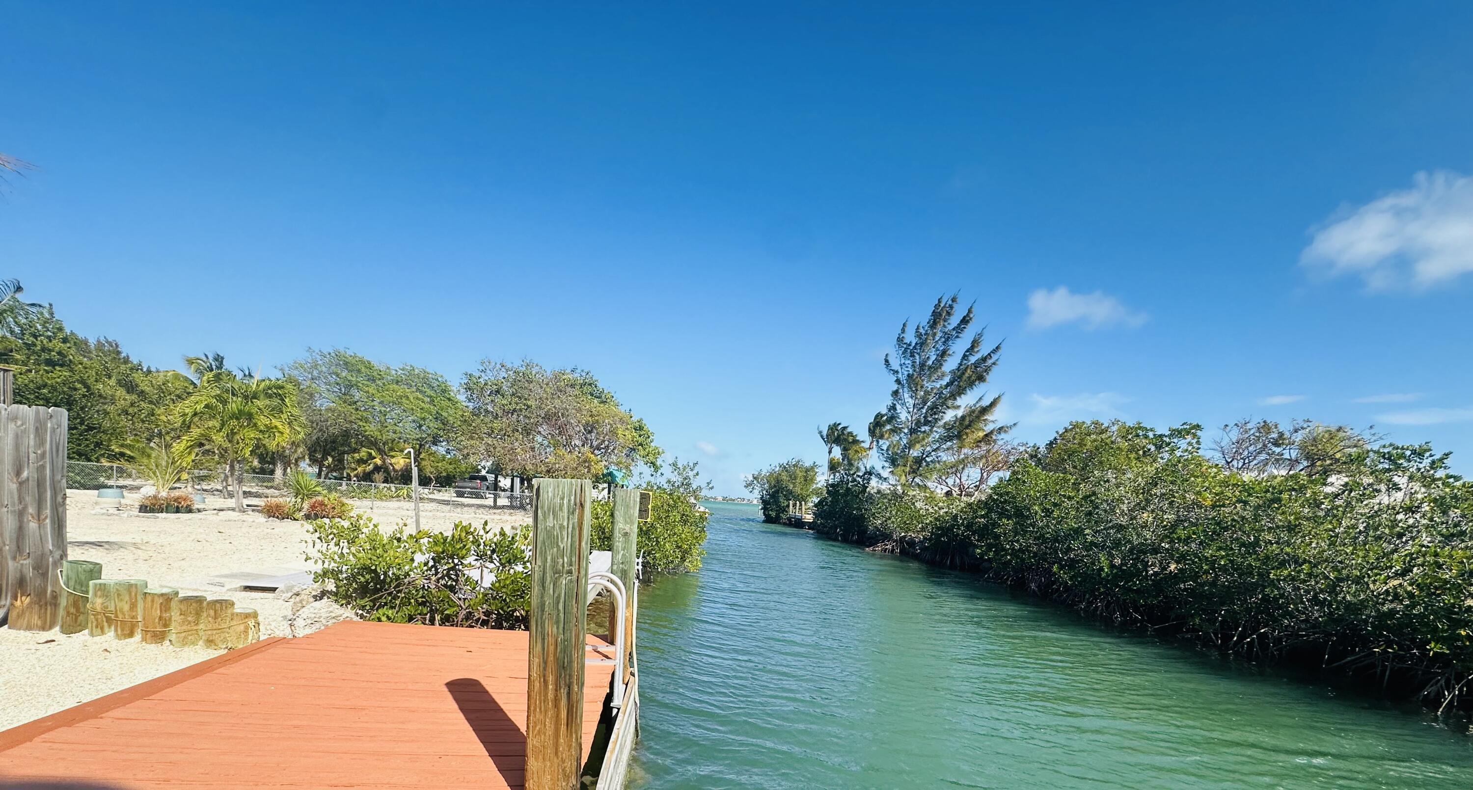 Image 3: Canal with quick exit to Pine Channel