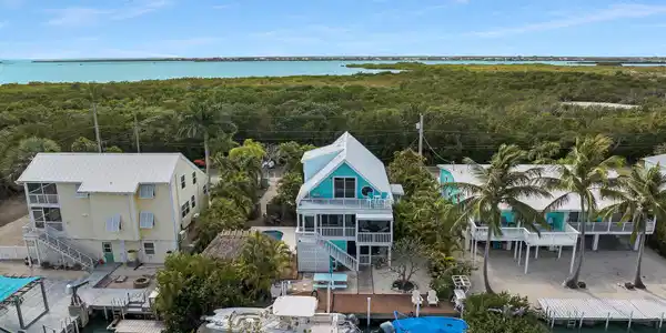 Image 4: 845 Pirates Road