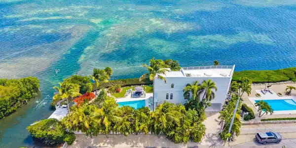 Image 2: 1083 Labat Lane, Cudjoe Key