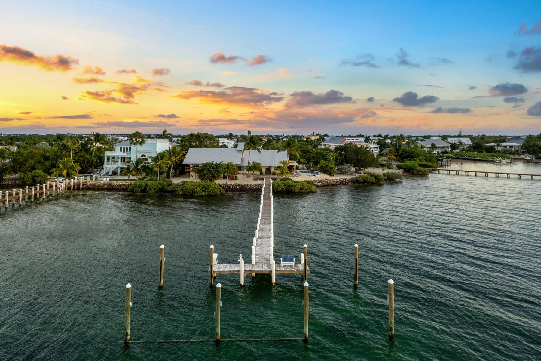 Image 3: 115 Windy Point Circle
