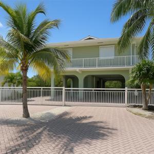 213 Aberdeen Court