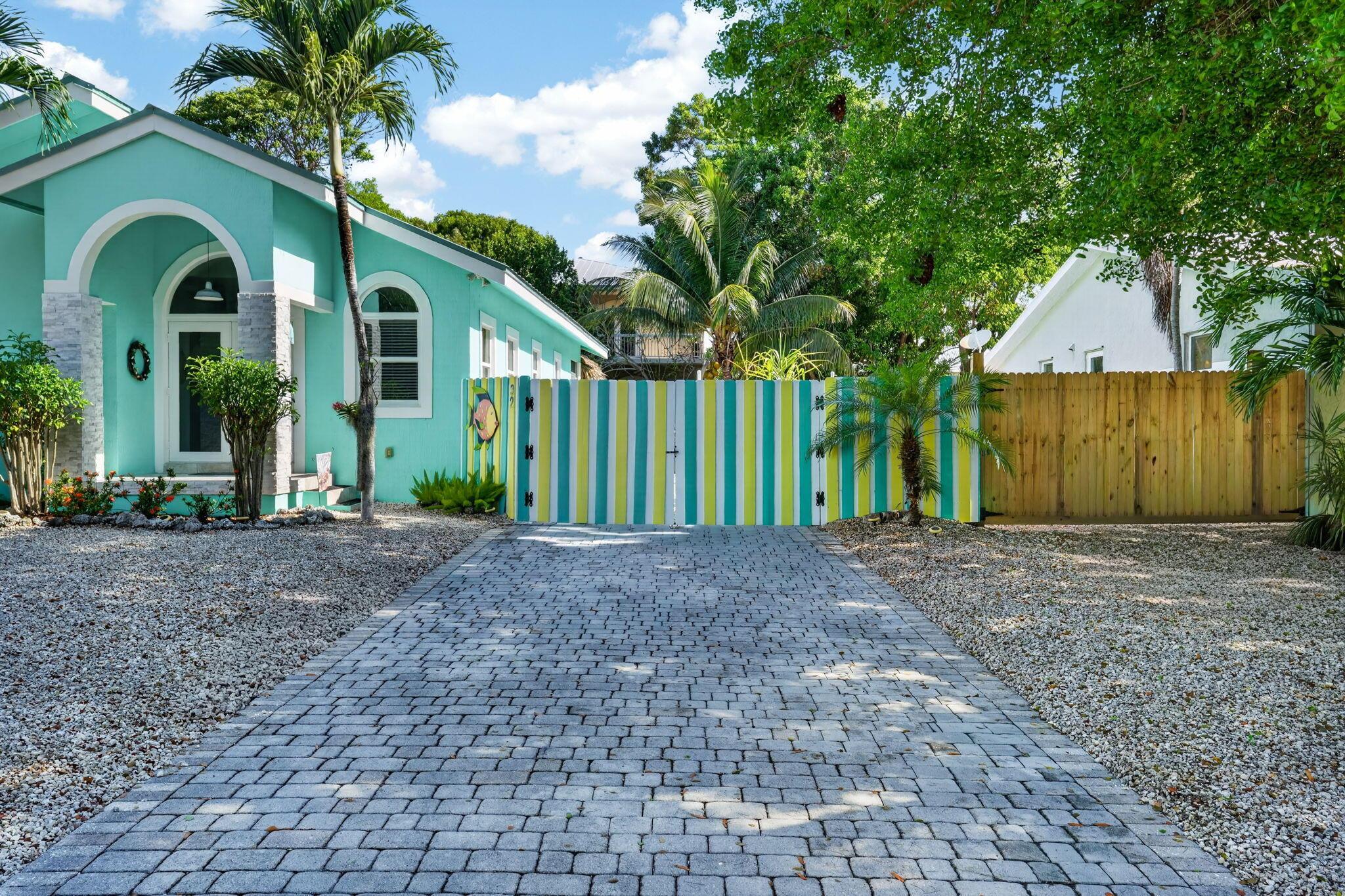 Image 3: Paved driveway