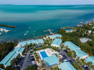 87200 Overseas Highway