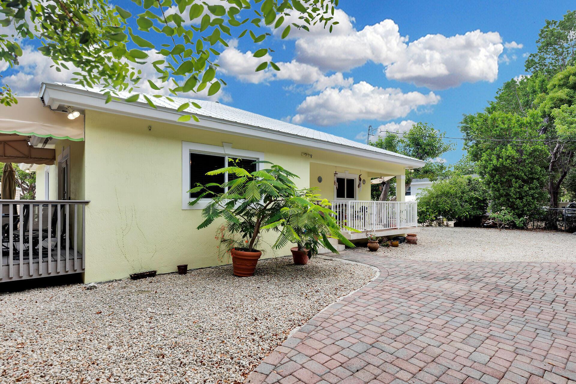 Image 4: virtual-tour-357493-04