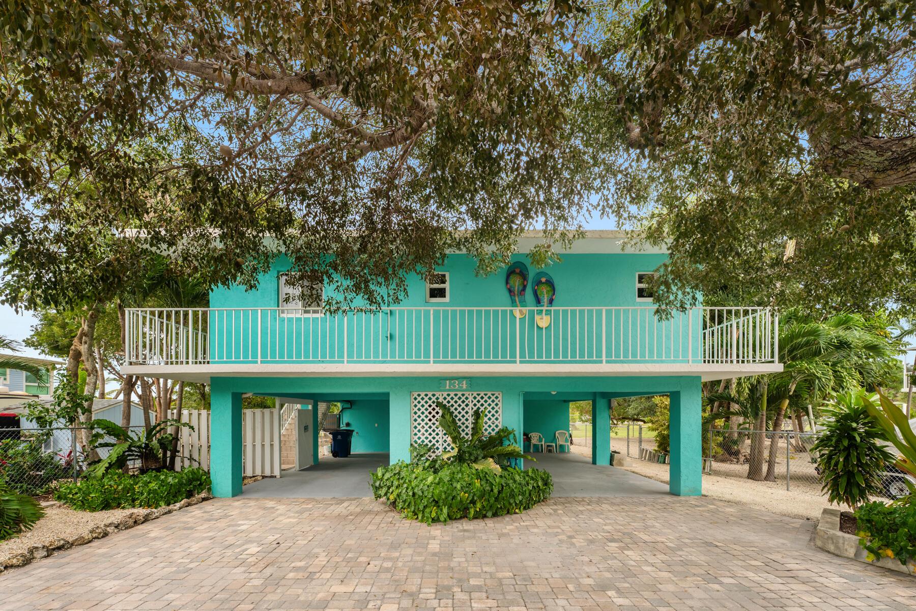 Image 2: 134 Dove Creek Dr_1oakstudios_02