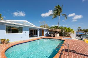 7 W Cypress Terrace