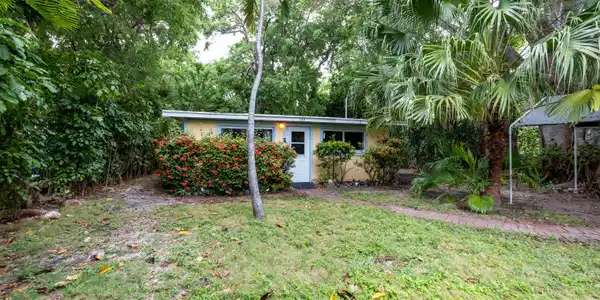 153 List Street