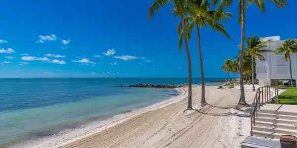 1001 W Ocean Drive