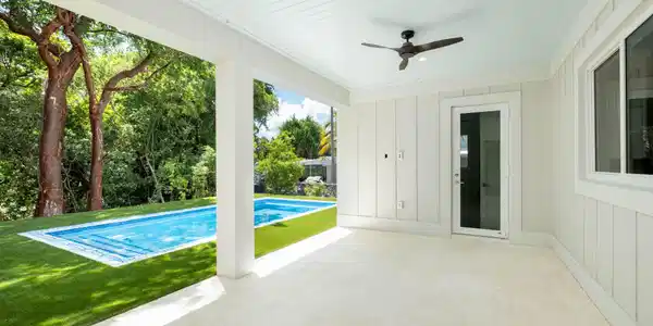 Image 4: Back Porch