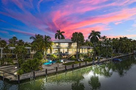 1112 Venetian Boulevard
