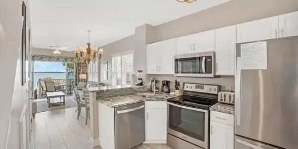 5008 Sunset Village Drive
