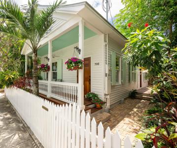 708 Windsor Lane