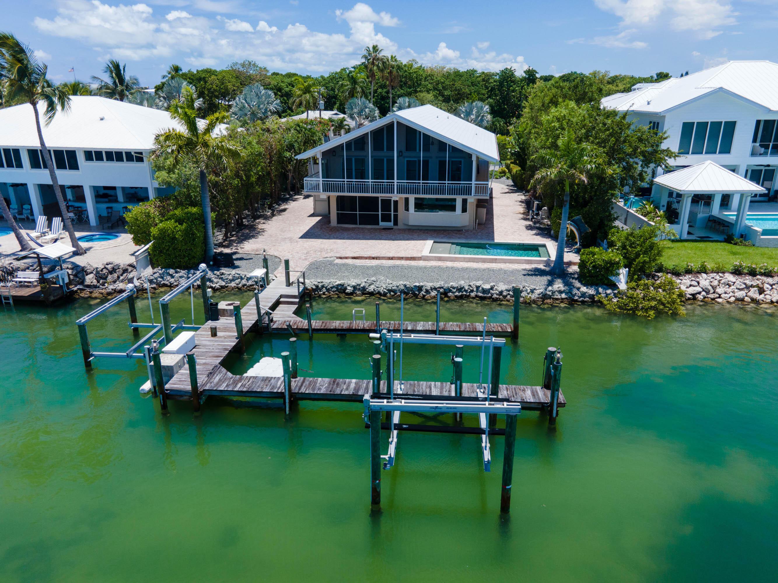 Image 3: Dockage on Tavernier Creek