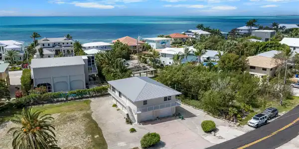 249 W Seaview Drive