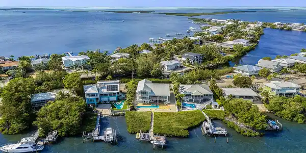 Image 2: 21 Mutiny Place Key Largo