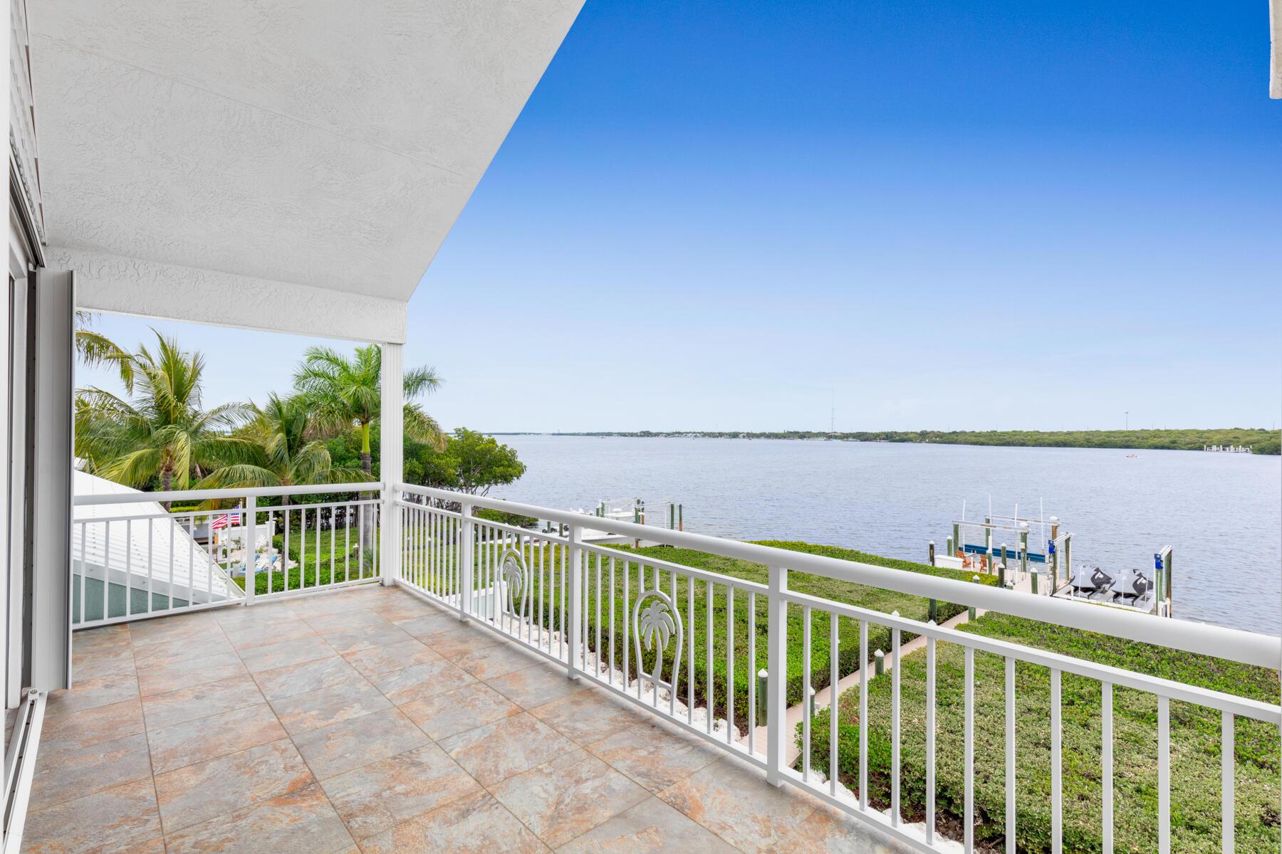 Image 3: Porch views of Florida Bay
