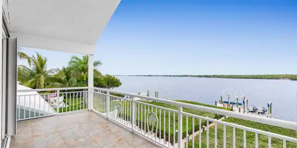 Image 3: Porch views of Florida Bay