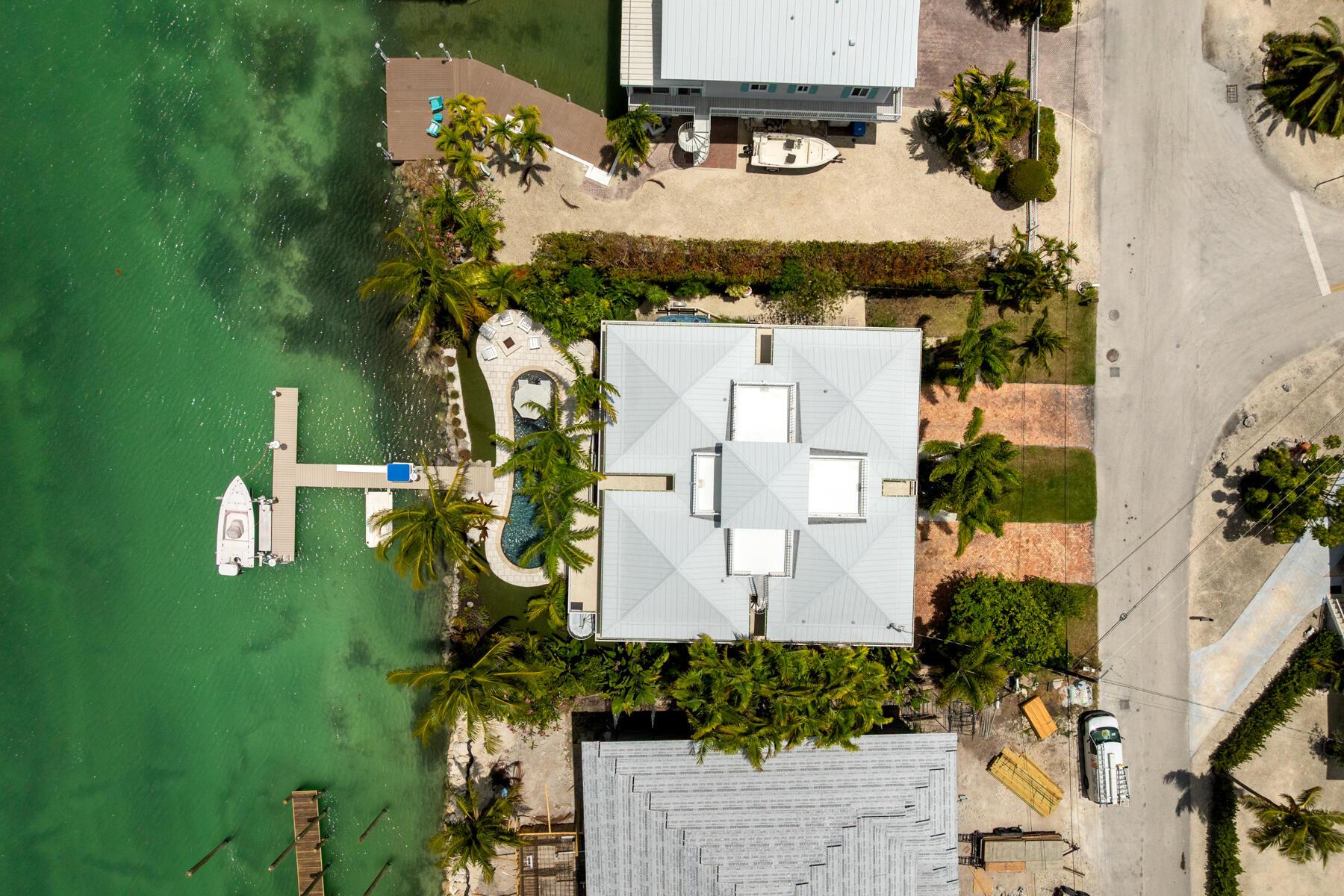 Image 3: Ocean to Bay Access