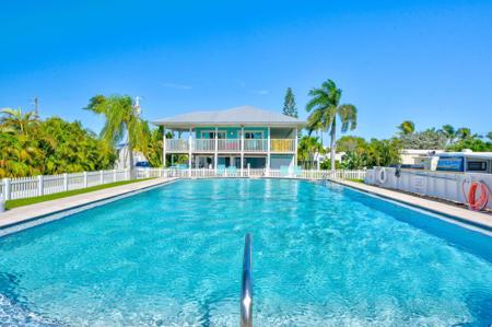 55 Boca Chica Road