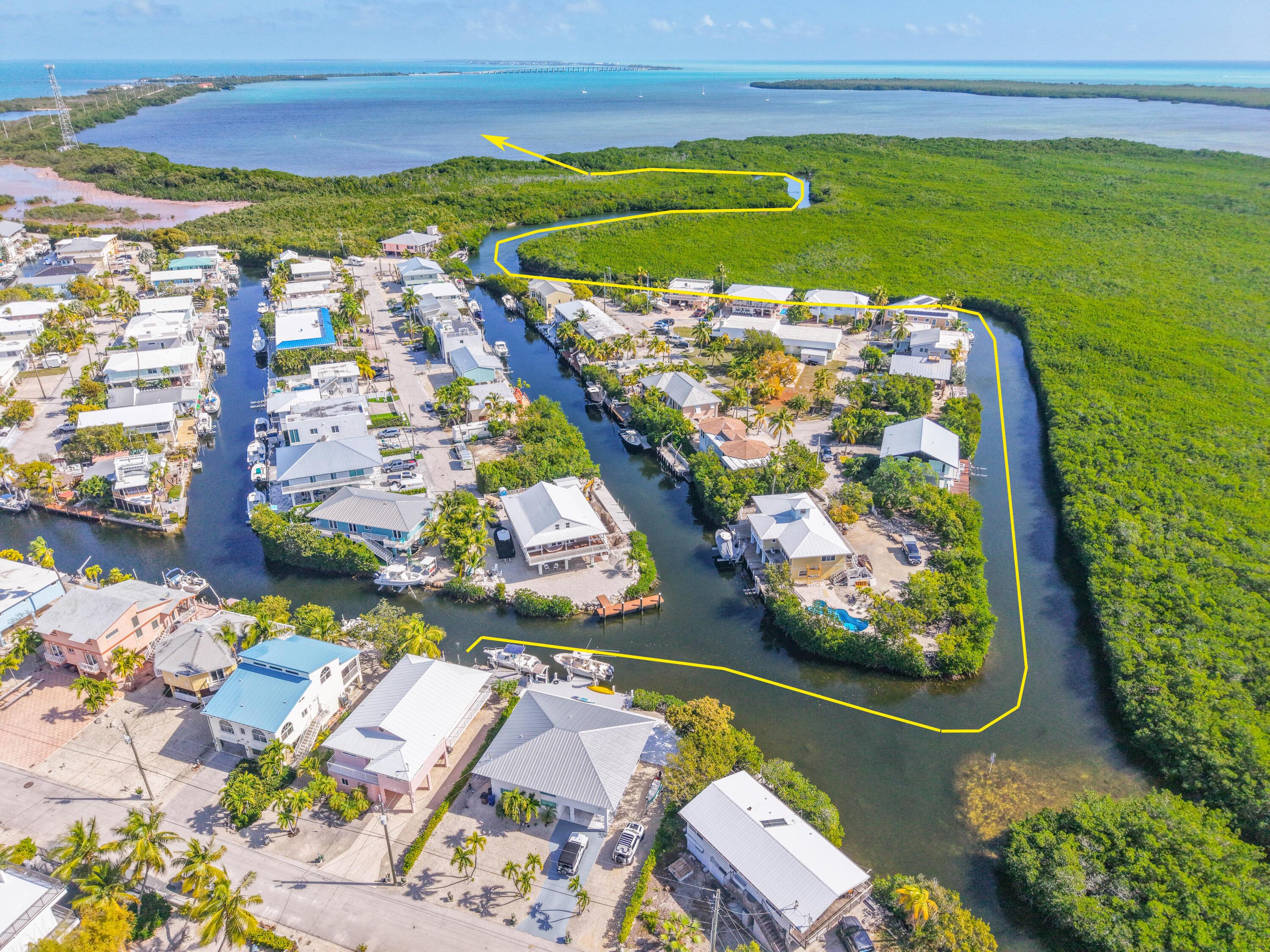 Image 2: 042-133ZaneGrayCreekDrive-Layton-FL-3300