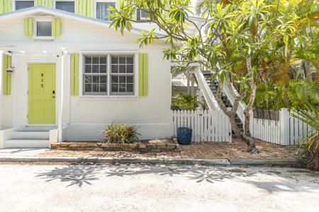 815 Pearl Street